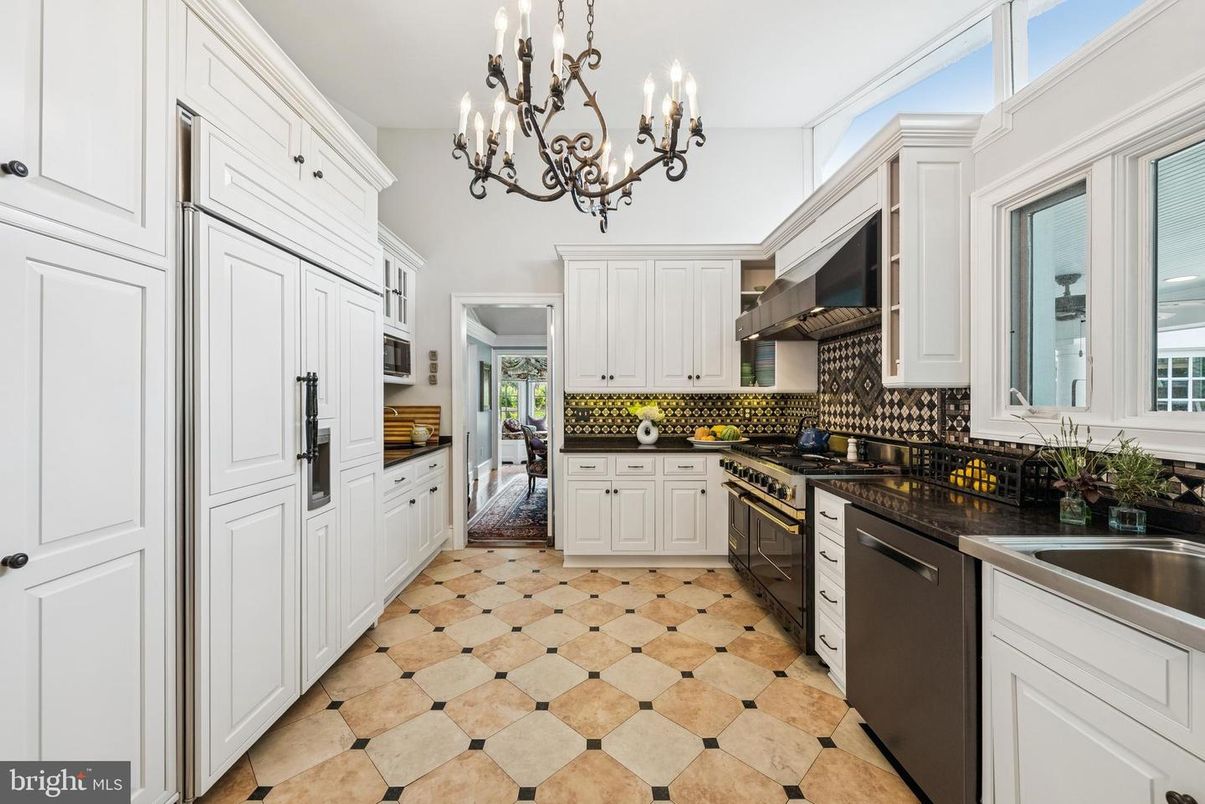 Chandelier, Interior, Kitchen, Stainless Steel Appliances