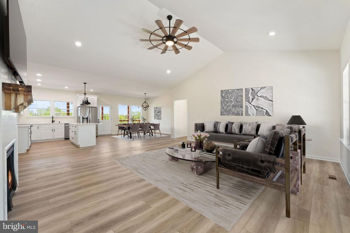 Dining room, Interior, Kitchen, Living room, Pendant Lights, Recessed Lighting, Wood Texture Flooring