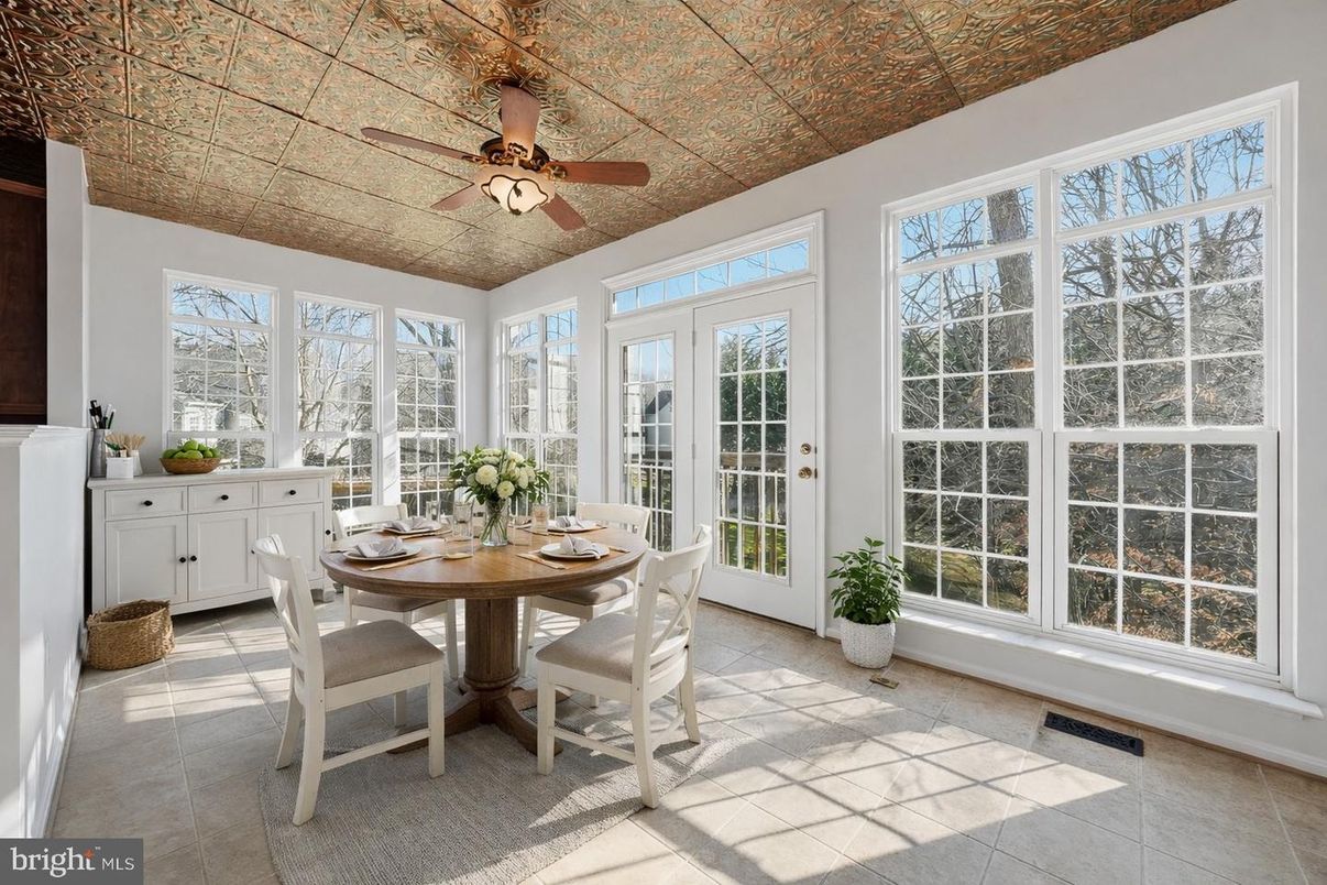 Dining room, Interior, Sun Room