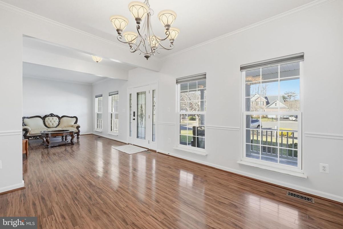 Chandelier, Interior, Wood Texture Flooring