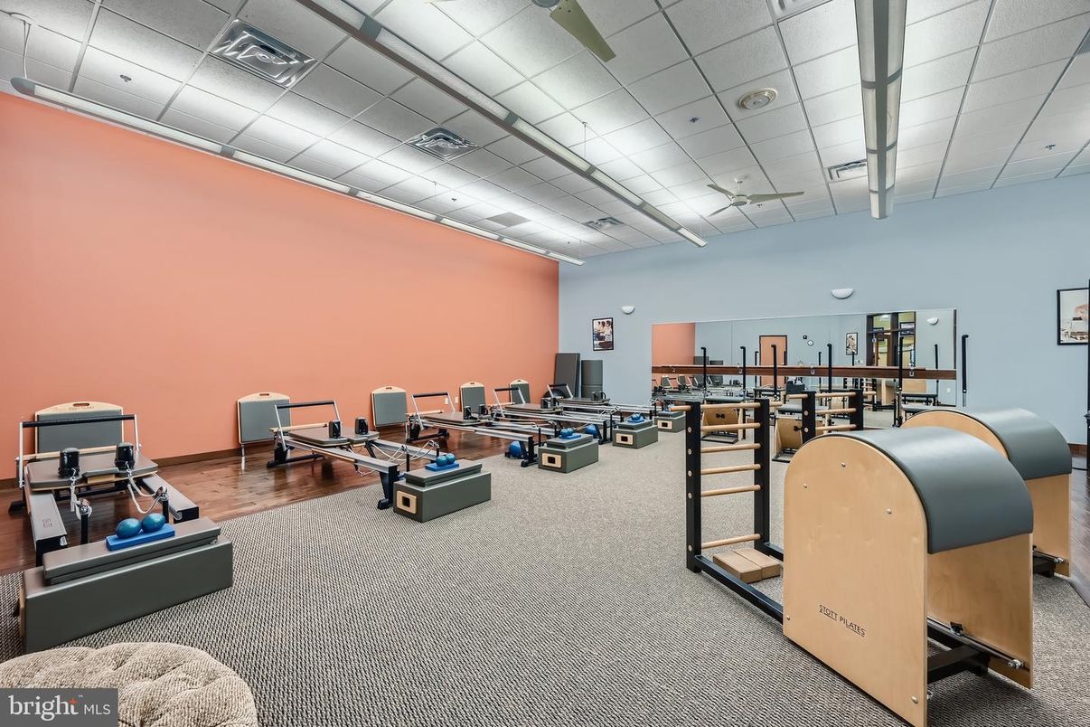 Fitness Equipment, Interior, Recessed Lighting