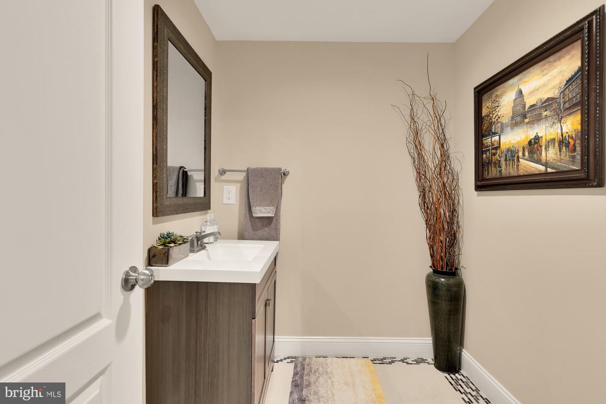 DE Listing image placeholder