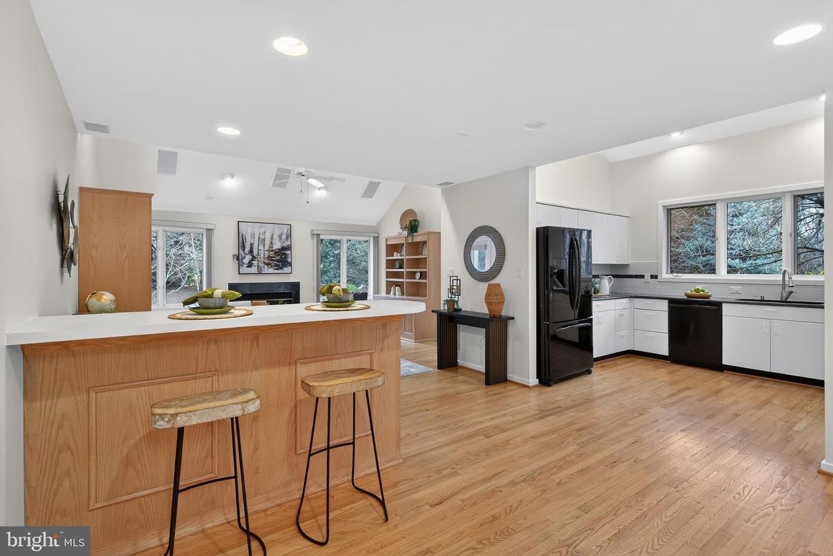 Interior, Kitchen, Recessed Lighting, Wood Texture Flooring
