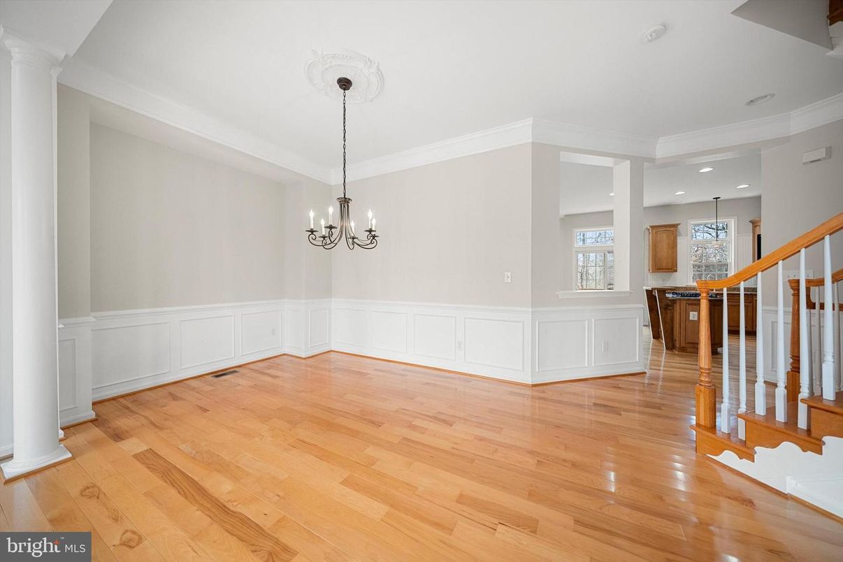 Chandelier, Empty room, Interior, Pendant Lights, Recessed Lighting, Wood Texture Flooring