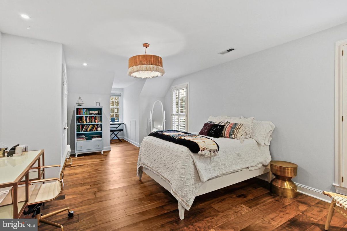 Bedroom, Chandelier, Interior, Recessed Lighting, Wood Texture Flooring