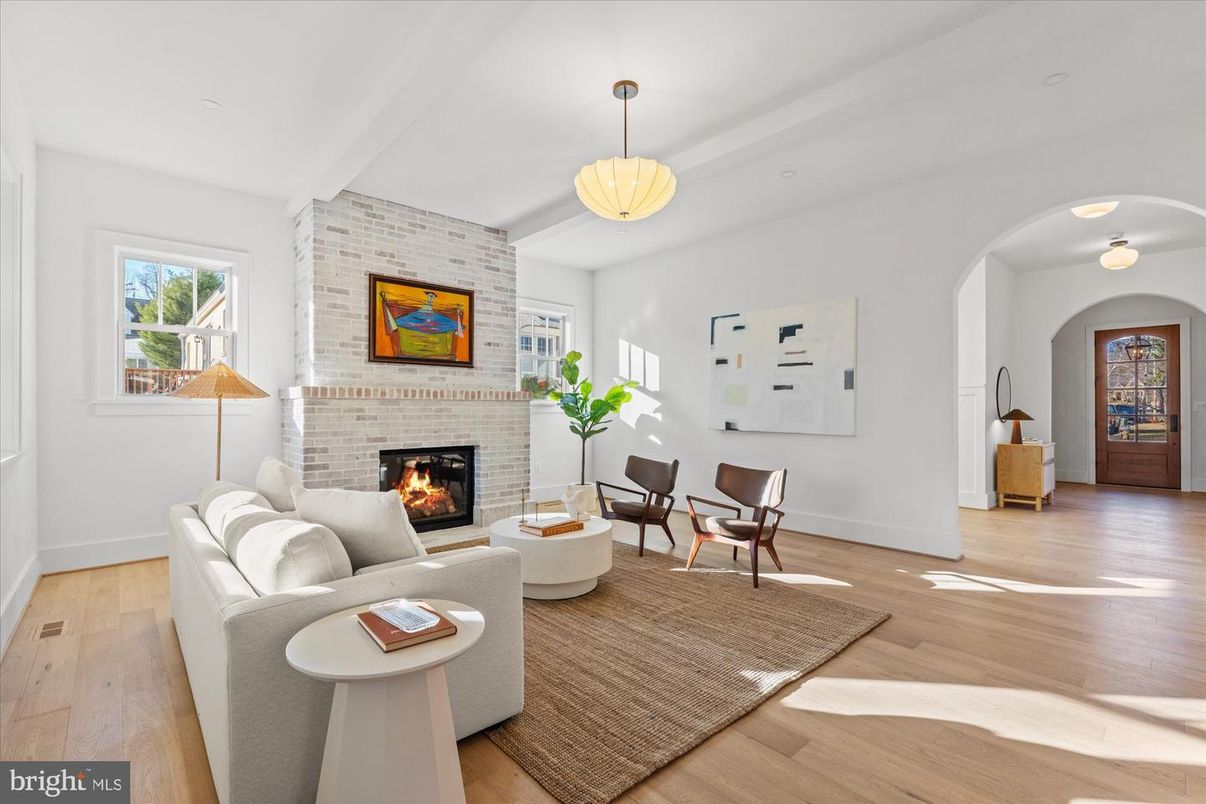 Fireplace, Interior, Living room, Pendant Lights, Stone Walls, Wood Texture Flooring