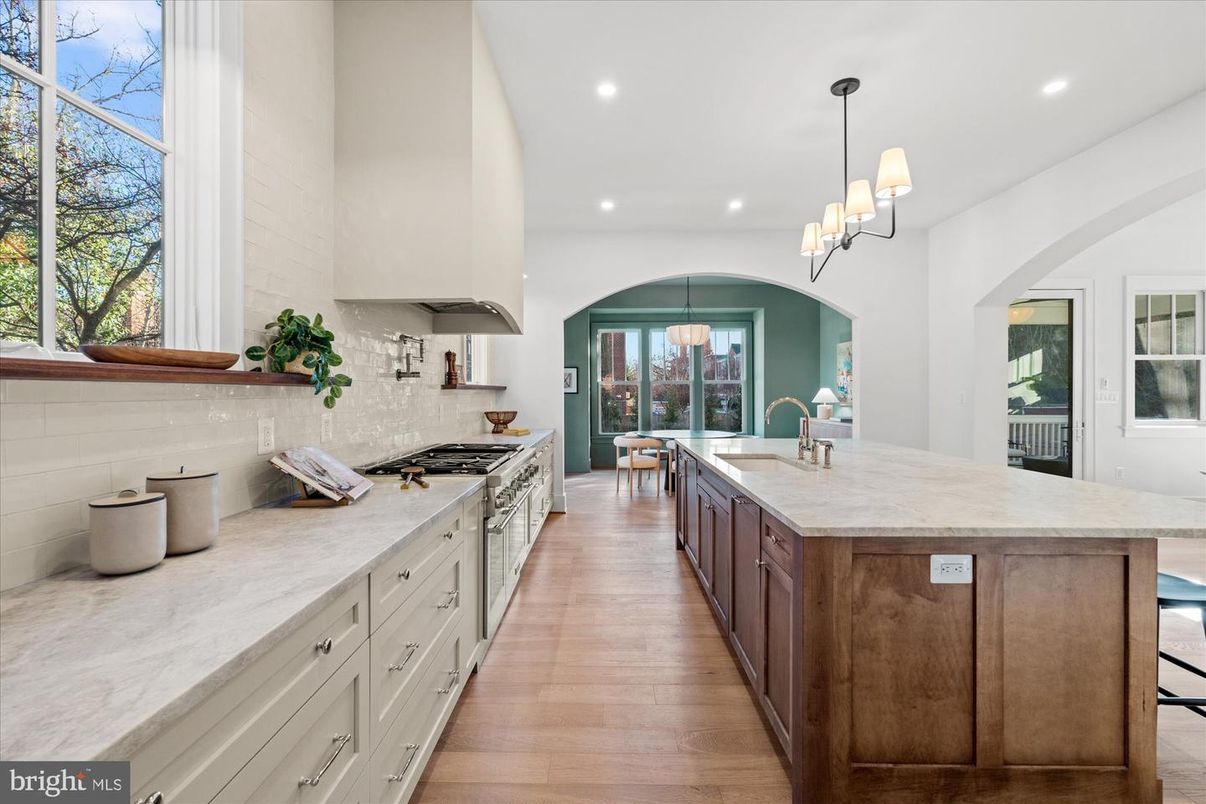 Chandelier, Interior, Kitchen, Pendant Lights, Recessed Lighting, Stainless Steel Appliances, Wood Texture Flooring