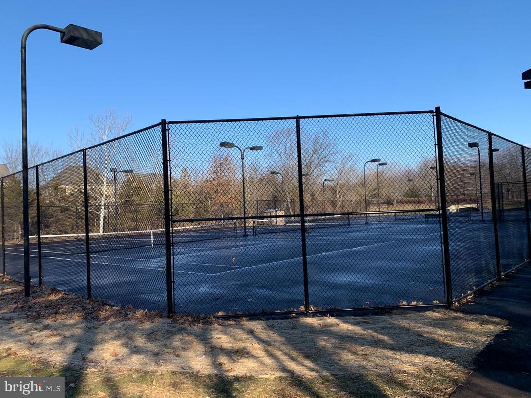 Exterior, Tennis Courts