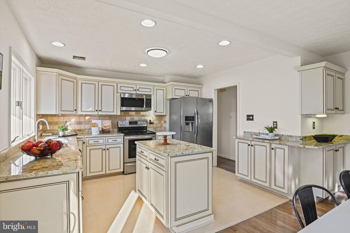 DE Listing image placeholder