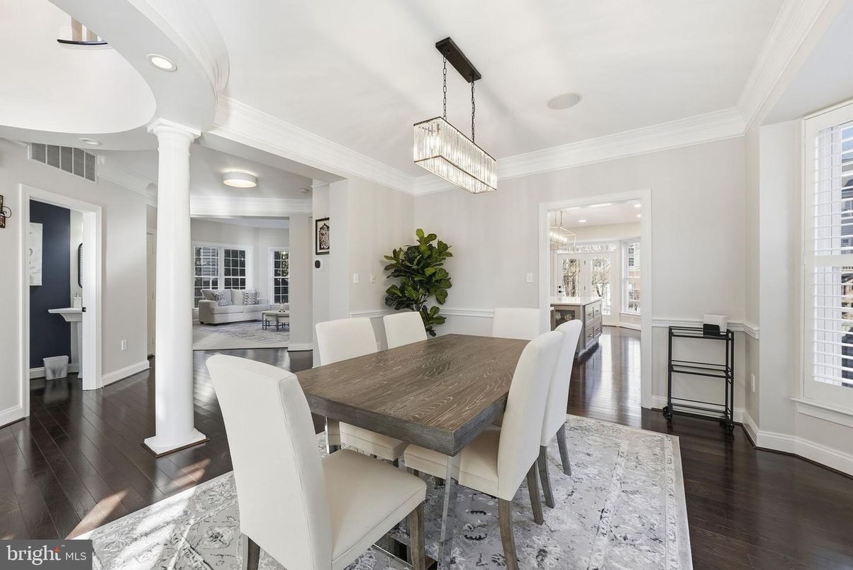 Chandelier, Dining room, Interior, Pendant Lights, Recessed Lighting, Wood Texture Flooring