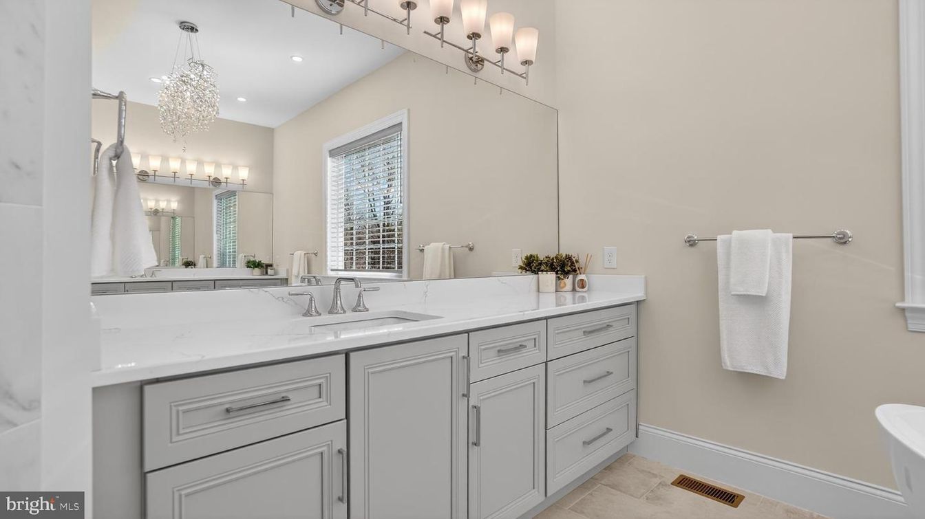 Bathroom, Chandelier, Dual Sink Vanities, Interior, Recessed Lighting