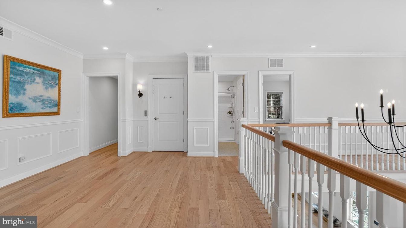 Chandelier, Interior, Recessed Lighting, Wood Texture Flooring
