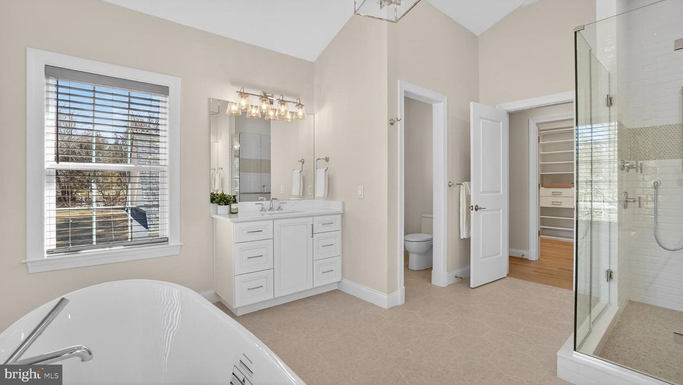 Bathroom, Dual Sink Vanities, Glass Shower, Interior
