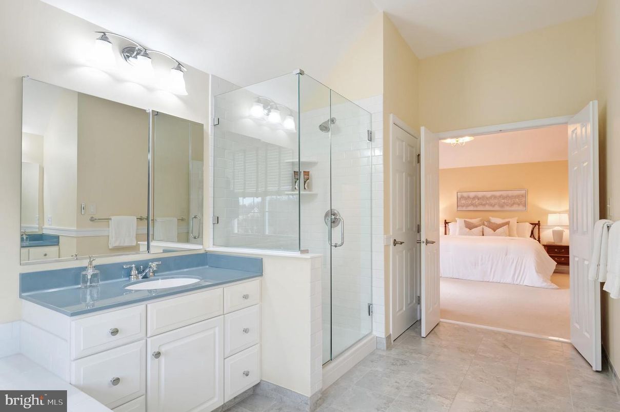 Bathroom, Bedroom, Glass Shower, Interior