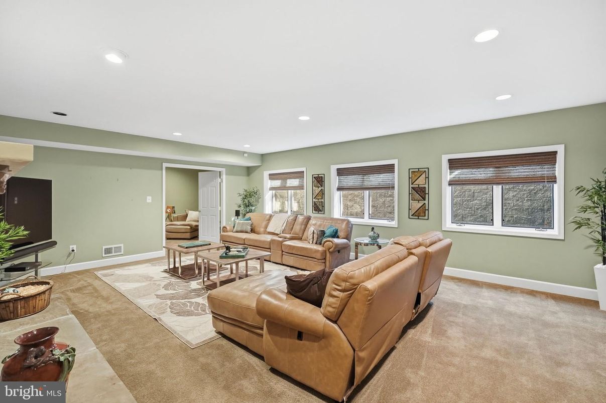 Interior, Living room, Recessed Lighting