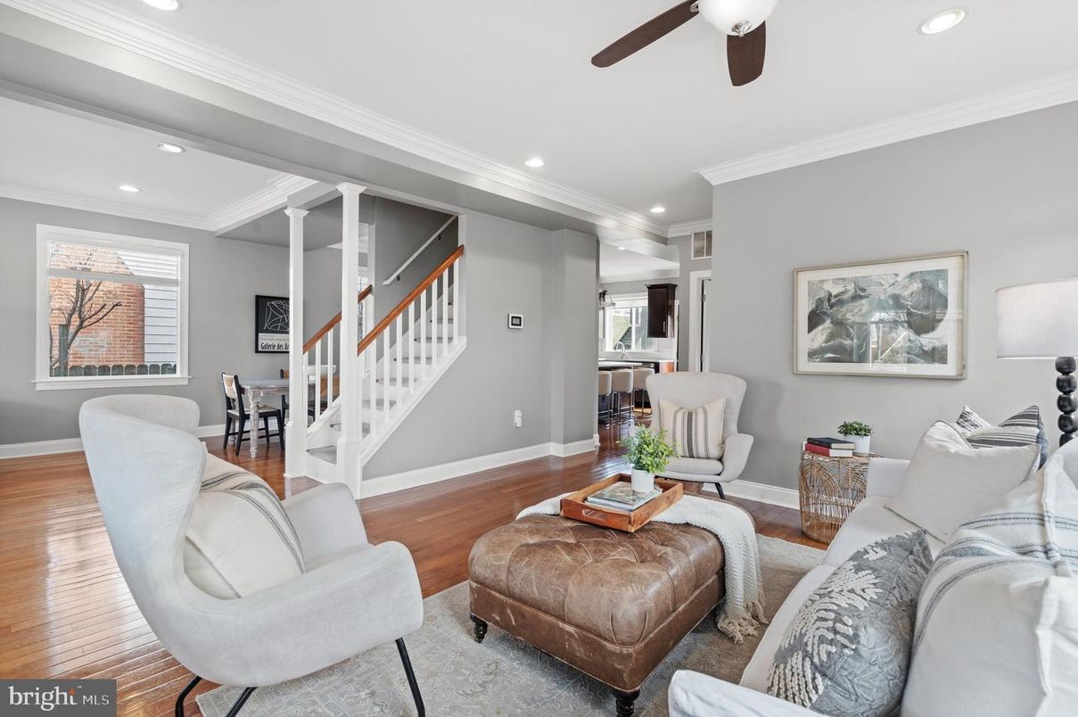 Dining room, Interior, Living room, Recessed Lighting, Wood Texture Flooring