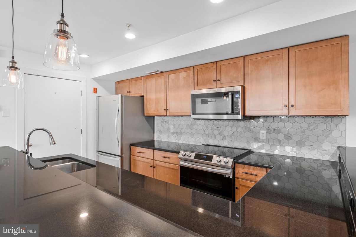 Interior, Kitchen, Pendant Lights, Recessed Lighting, Stainless Steel Appliances