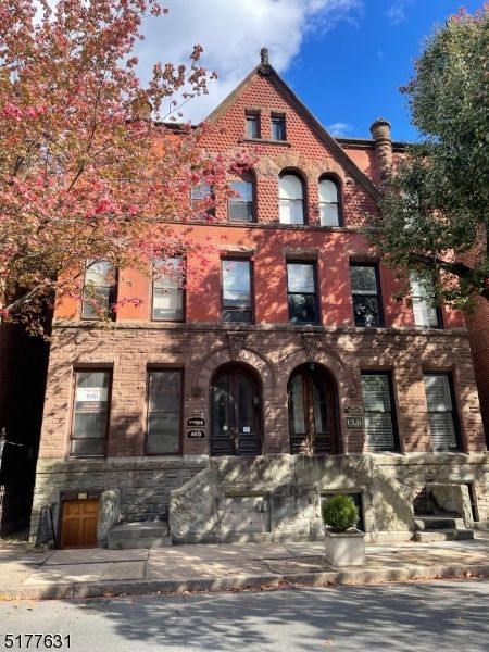 Exterior, Facade, Brick Facade, Rowhouse