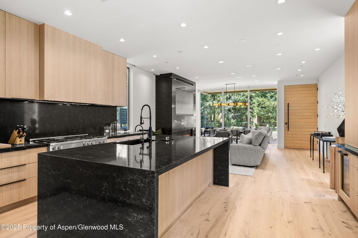 Interior, Kitchen, Living room, Pendant Lights, Recessed Lighting, Wood Texture Flooring