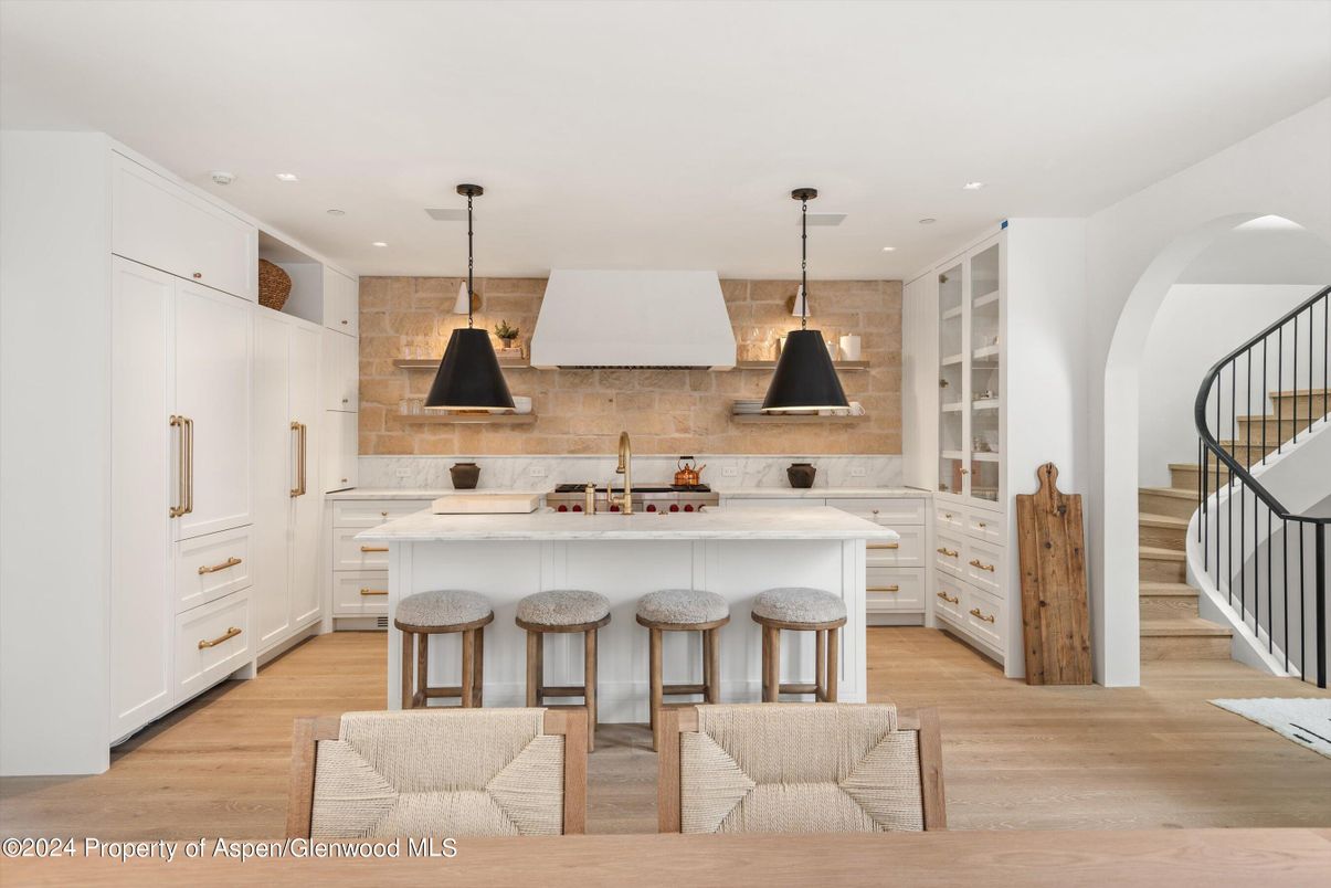 Interior, Kitchen, Pendant Lights, Recessed Lighting, Wood Texture Flooring