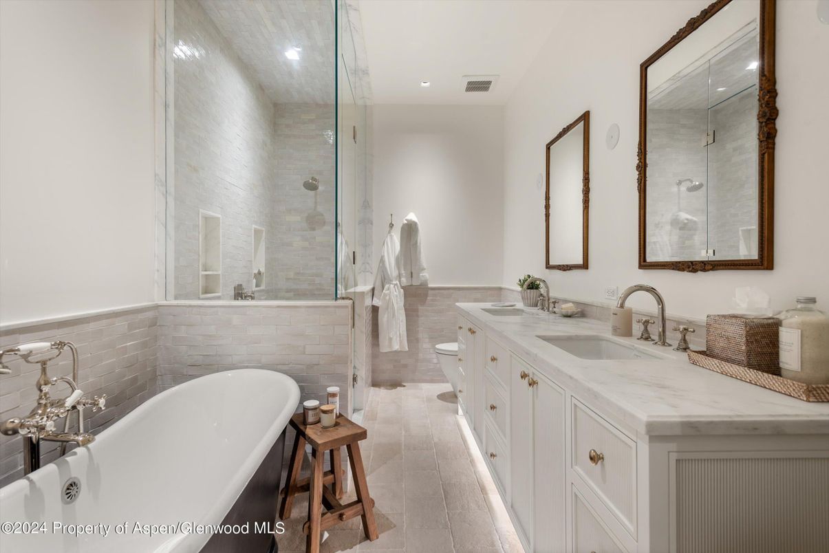 Bathroom, Dual Sink Vanities, Free Standing Baths, Glass Shower, Interior, Recessed Lighting