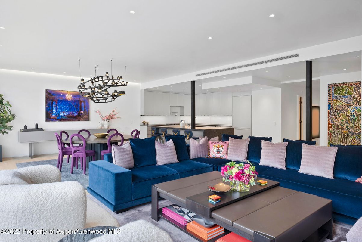 Dining room, Interior, Living room, Pendant Lights, Recessed Lighting