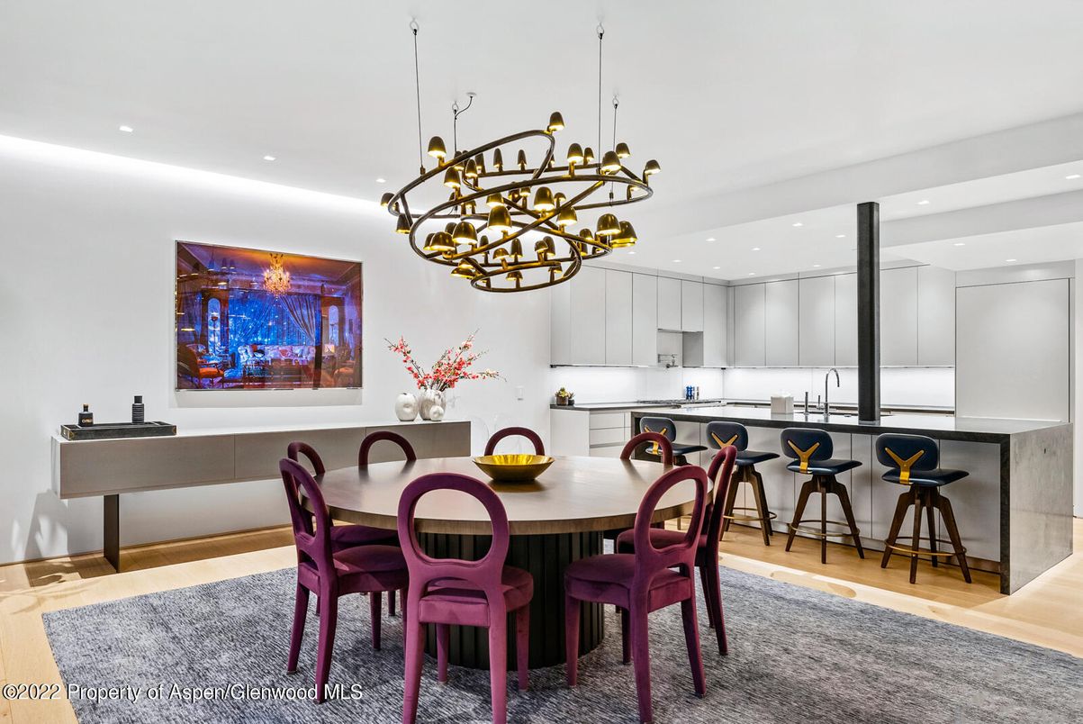 Dining room, Interior, Kitchen, Pendant Lights, Recessed Lighting, Wood Texture Flooring