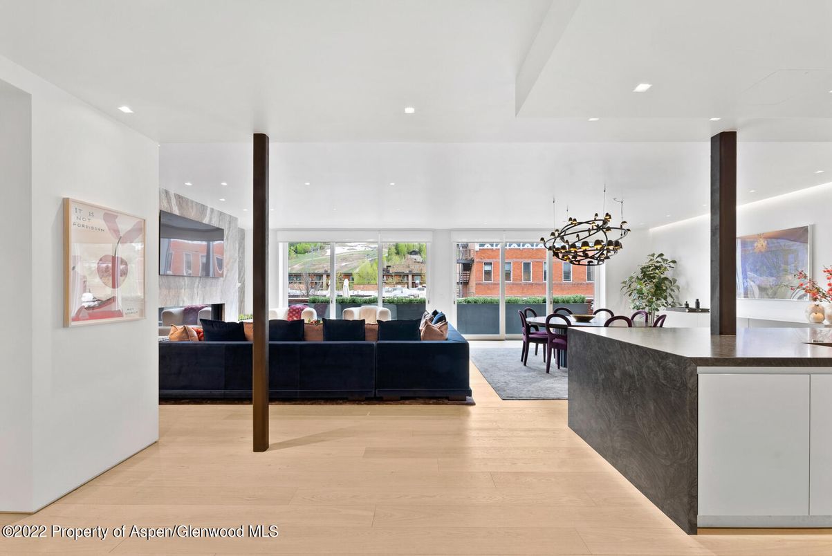 Dining room, Interior, Living room, Pendant Lights, Recessed Lighting, Wood Texture Flooring