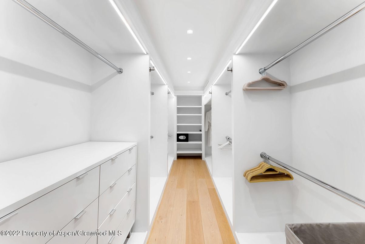 Interior, Recessed Lighting, Walk-in Closets, Wood Texture Flooring