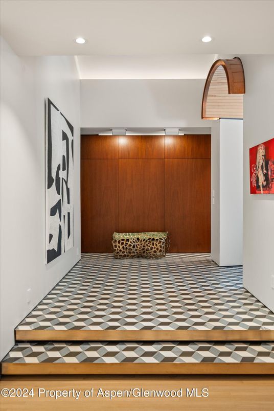 Interior, Recessed Lighting