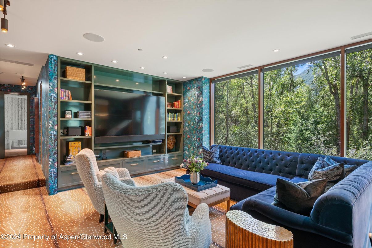 Interior, Living room, Recessed Lighting