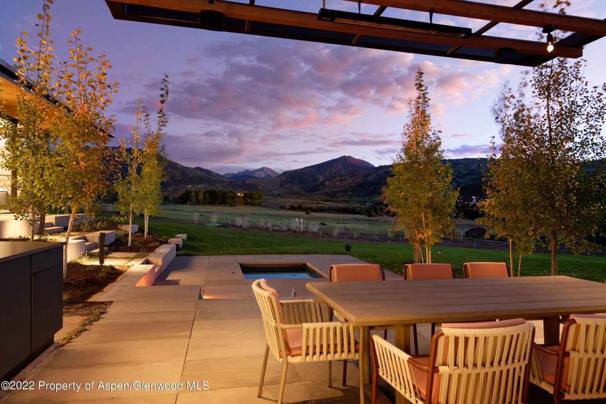 Exterior, Pool, Other