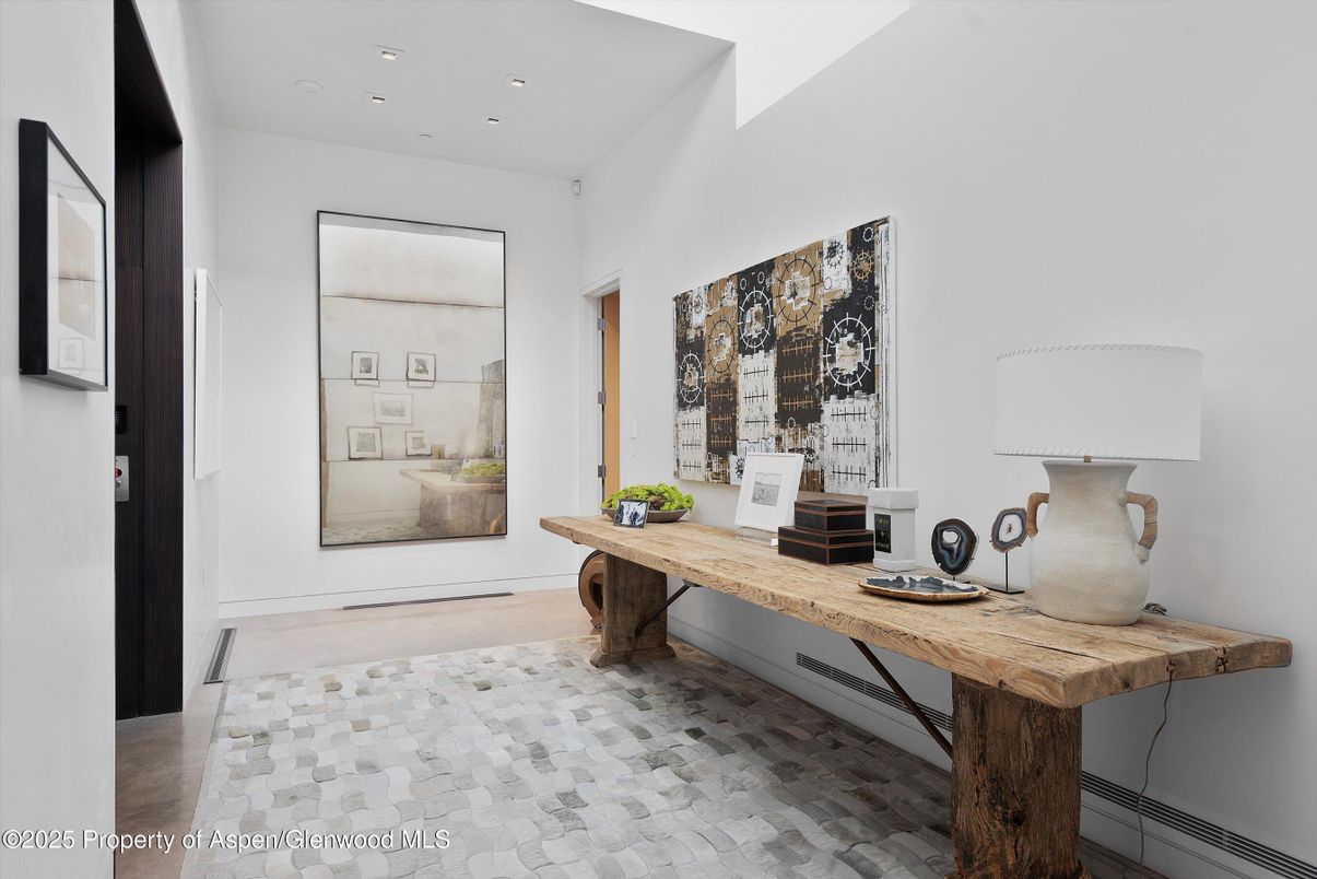 Interior, Recessed Lighting