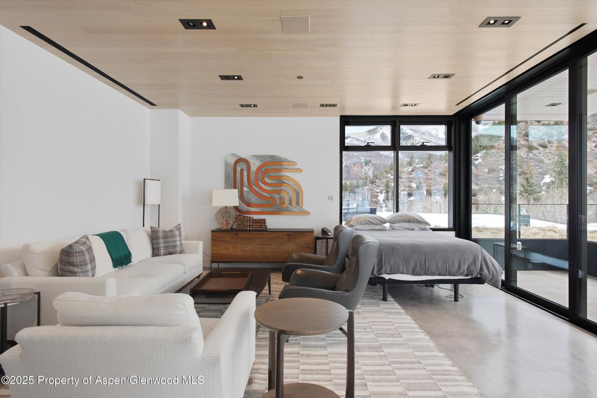 Bedroom, Interior, Living room, Recessed Lighting