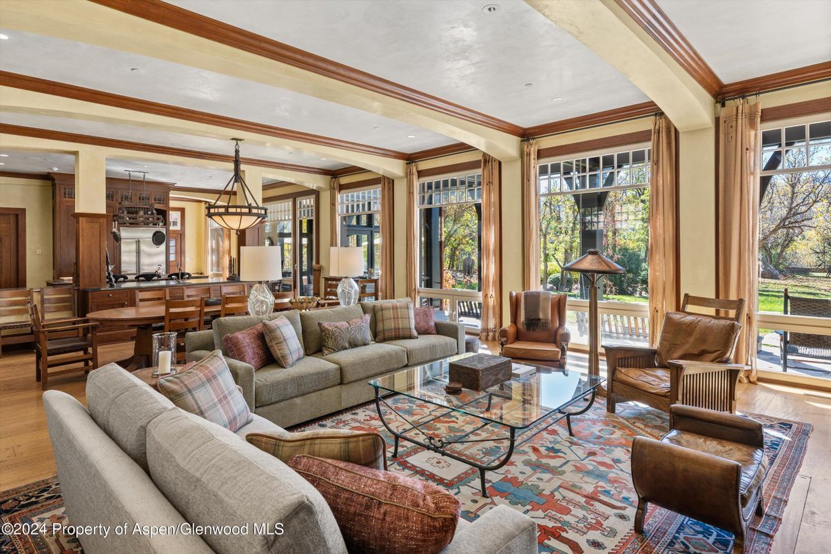 Interior, Kitchen, Living room, Pendant Lights, Recessed Lighting, Wooden Beams, Wood Texture Flooring