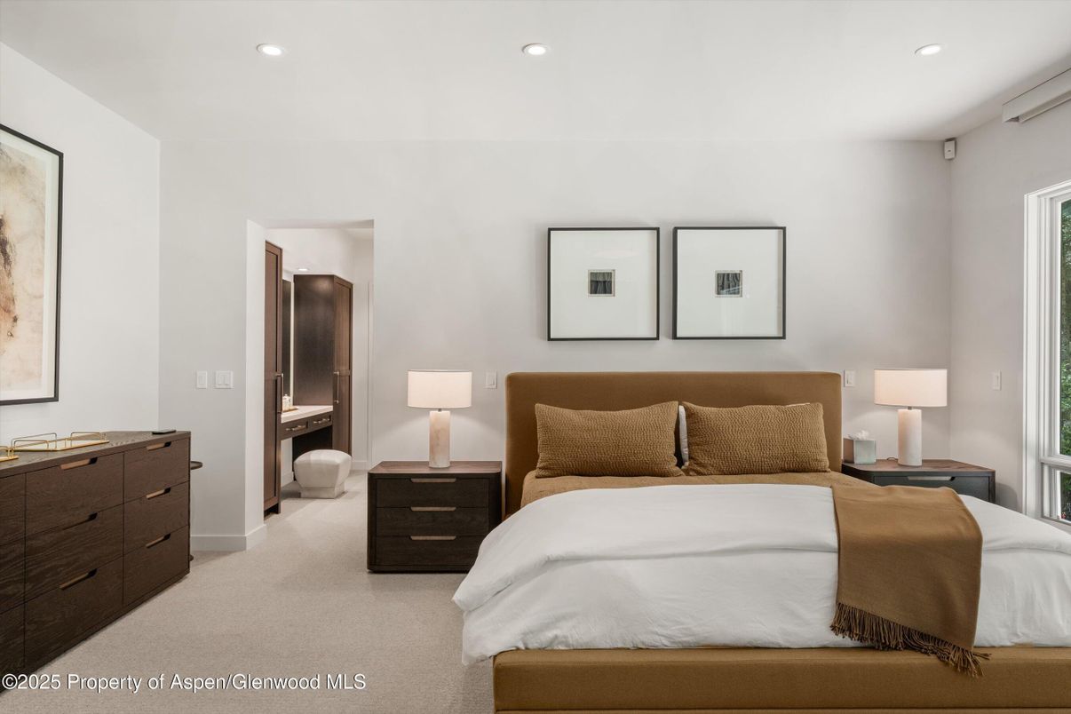 Bedroom, Interior, Recessed Lighting