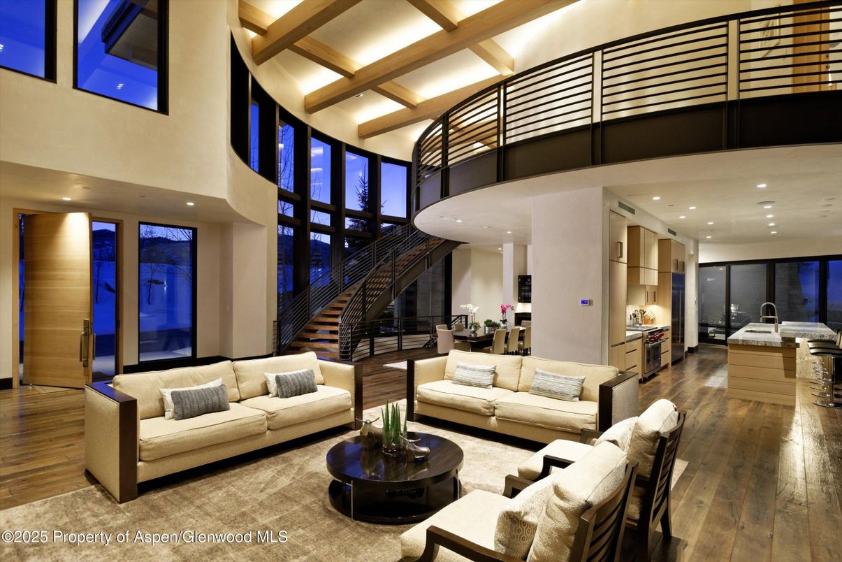 Dining room, Interior, Kitchen, Living room, Recessed Lighting, Wood Texture Flooring