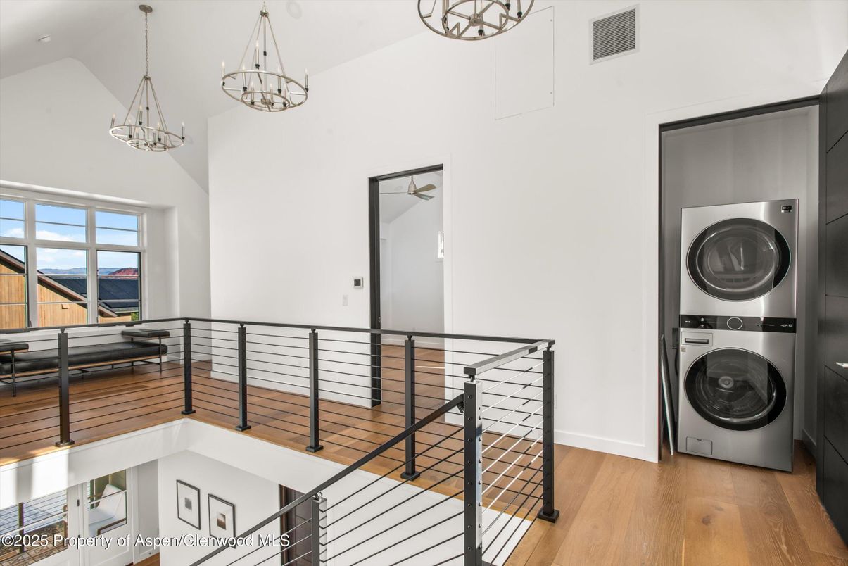 Chandelier, Interior, Pendant Lights, Utility Closets, Washer, Wood Texture Flooring