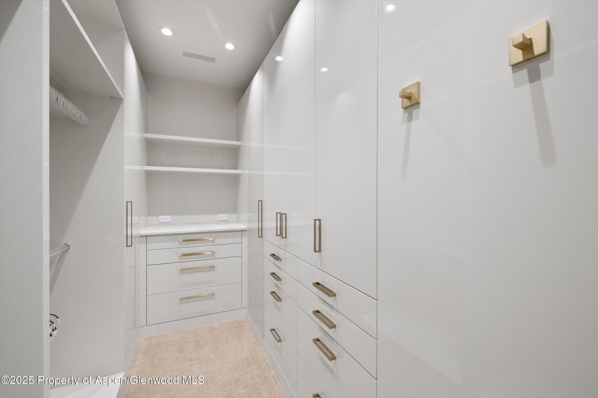 Interior, Recessed Lighting, Walk-in Closets