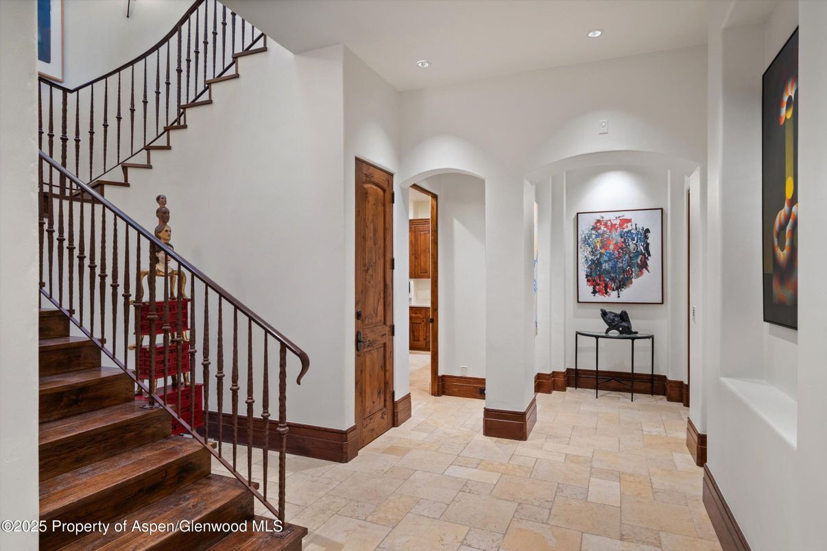 Interior, Recessed Lighting