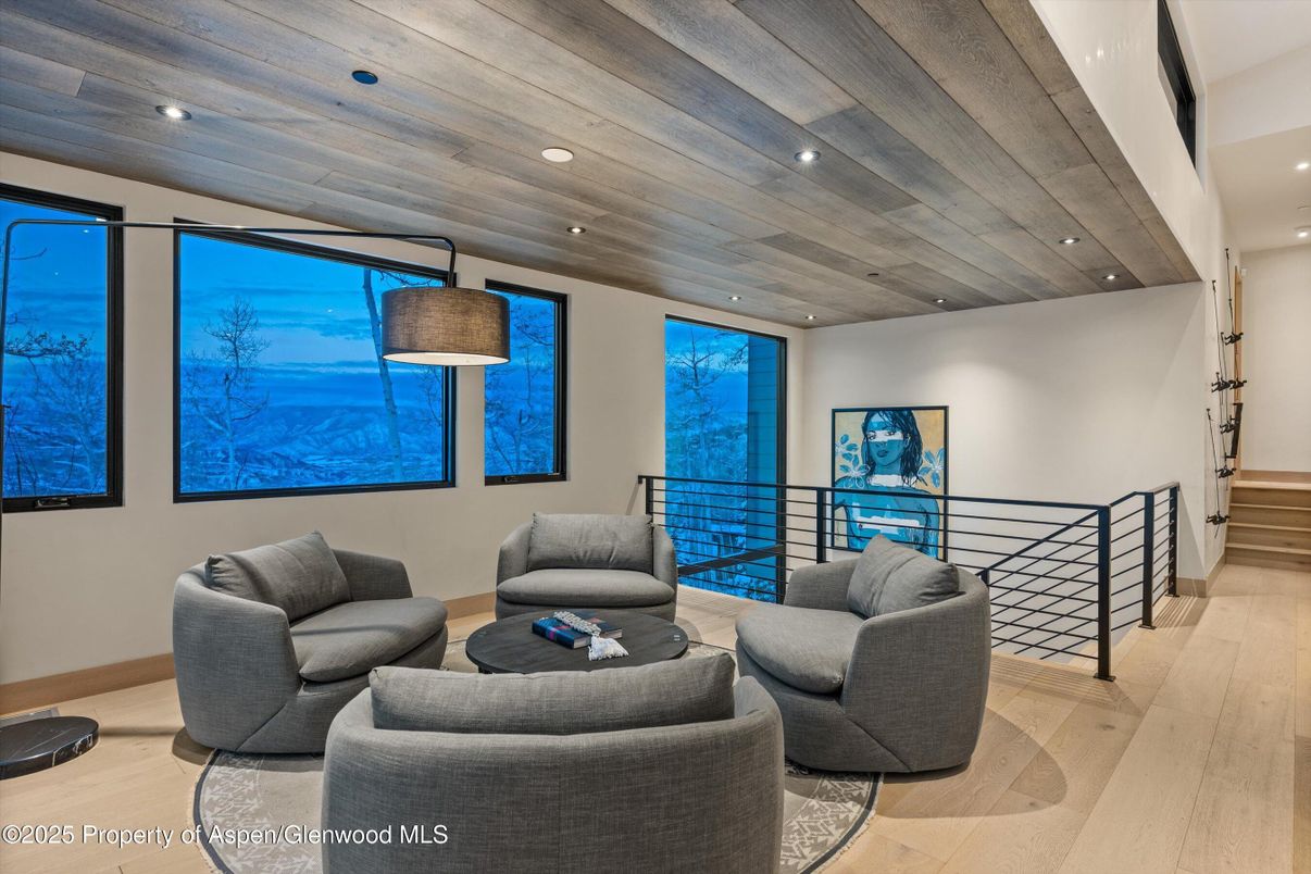 Interior, Living room, Recessed Lighting, Wooden Ceilings, Wood Texture Flooring