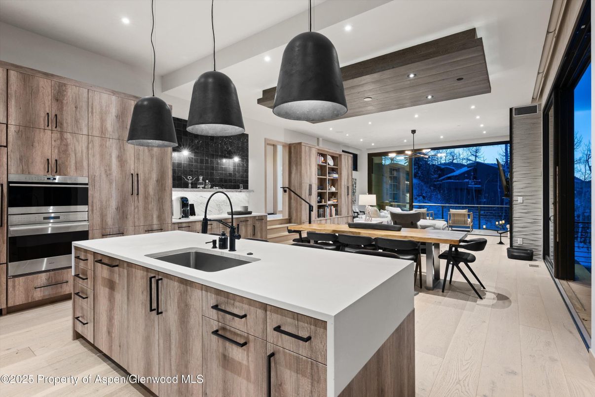 Dining room, Interior, Kitchen, Pendant Lights, Recessed Lighting, Stainless Steel Appliances, Wooden Ceilings, Wood Texture Flooring