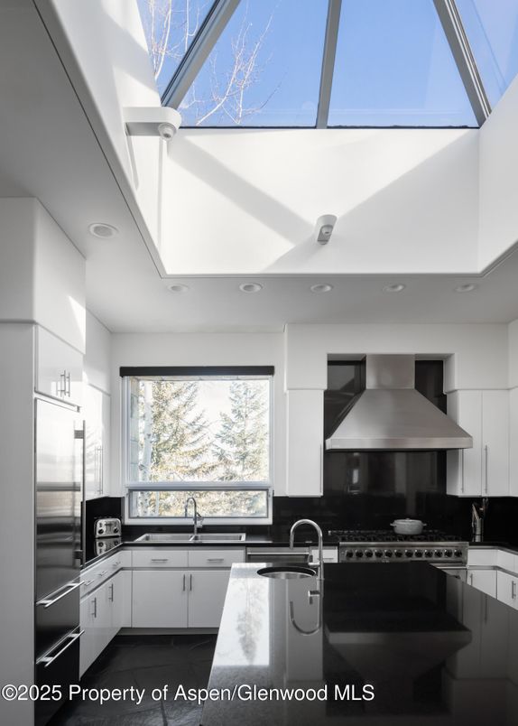 Glass Ceilings, Interior, Kitchen, Recessed Lighting, Stainless Steel Appliances