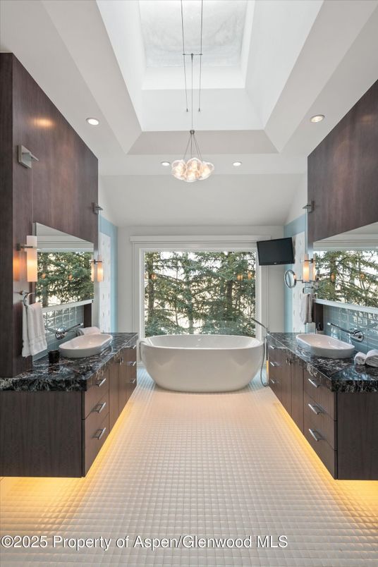 Bathroom, Dual Sink Vanities, Free Standing Baths, Interior, Pendant Lights, Recessed Lighting