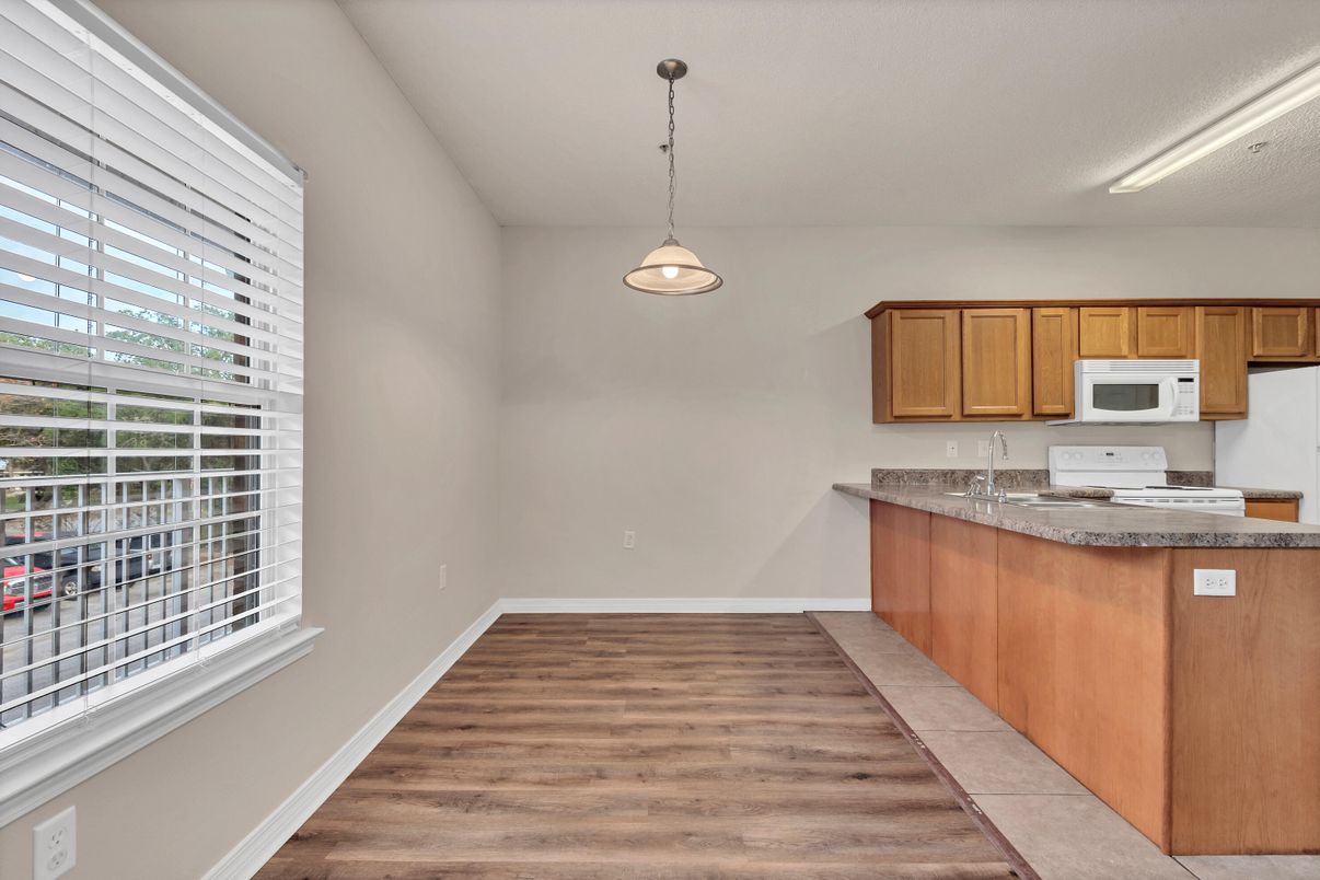 Interior, Kitchen, Pendant Lights, Wood Texture Flooring