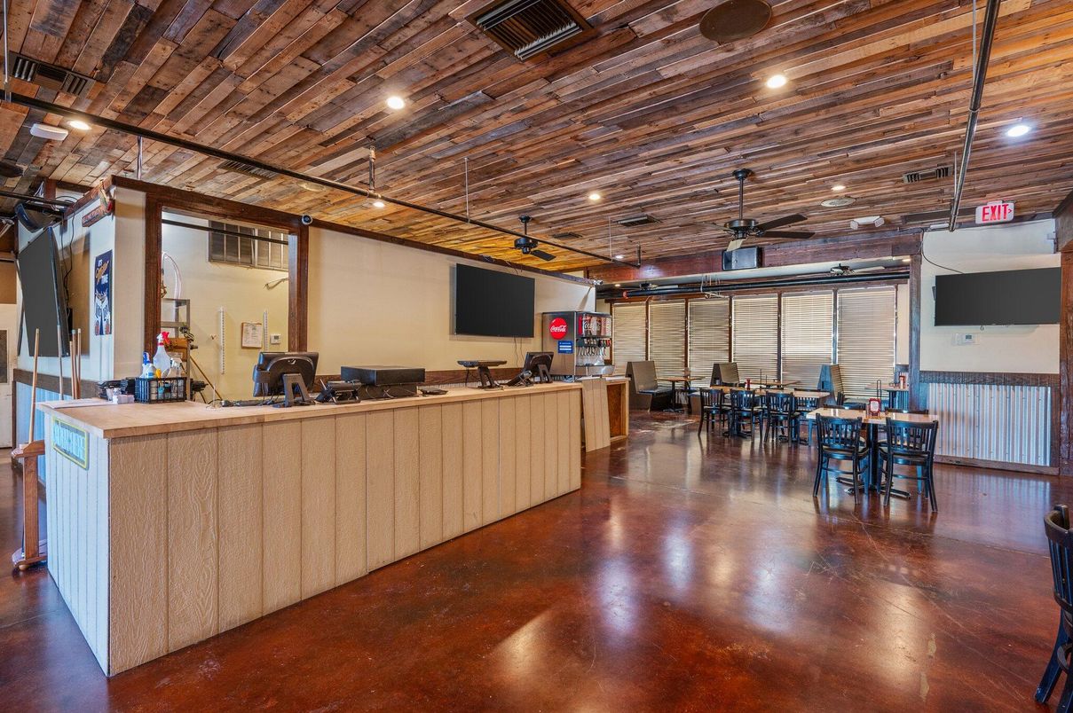 Dining room, Interior, Recessed Lighting, Wooden Ceilings