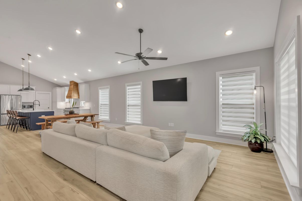 Interior, Kitchen, Living room, Pendant Lights, Recessed Lighting, Wood Texture Flooring