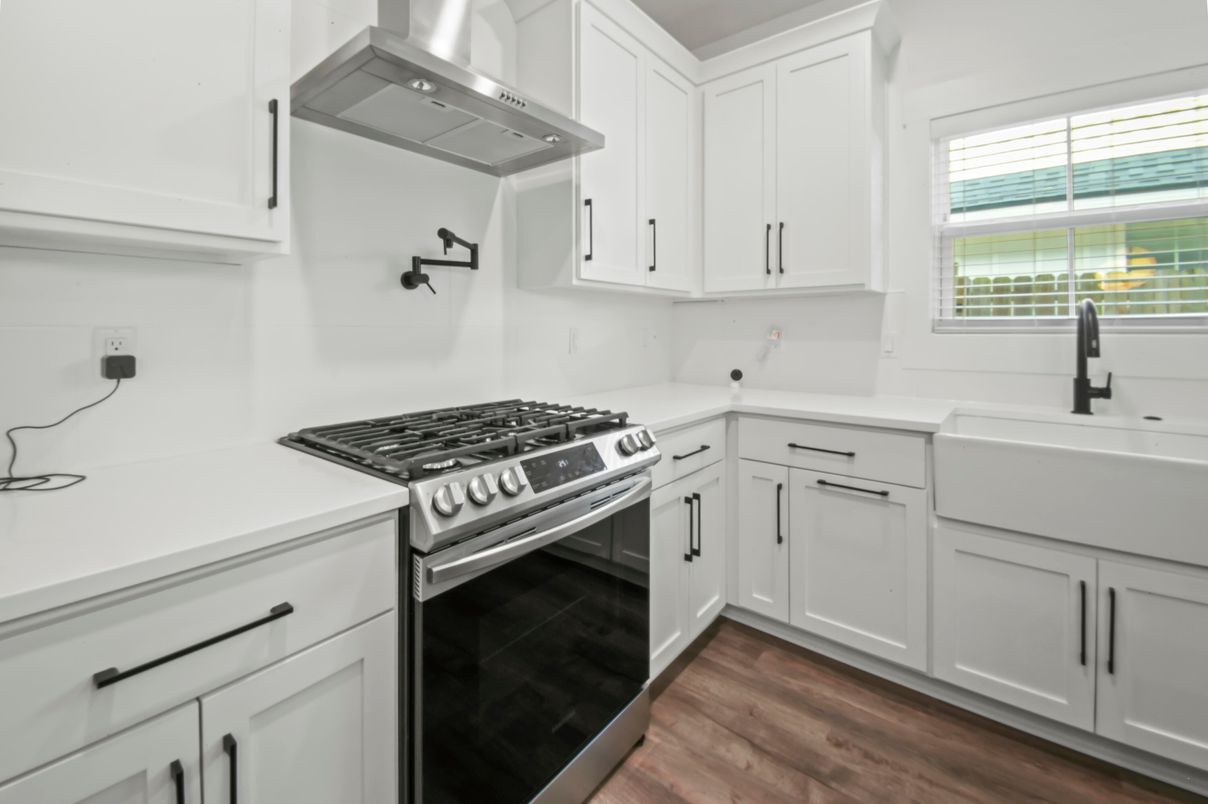 Interior, Kitchen, Stainless Steel Appliances, Wood Texture Flooring