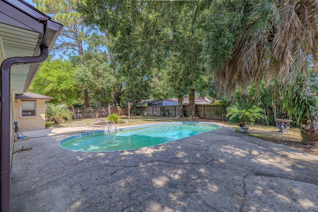 Backyard, Exterior, Pool