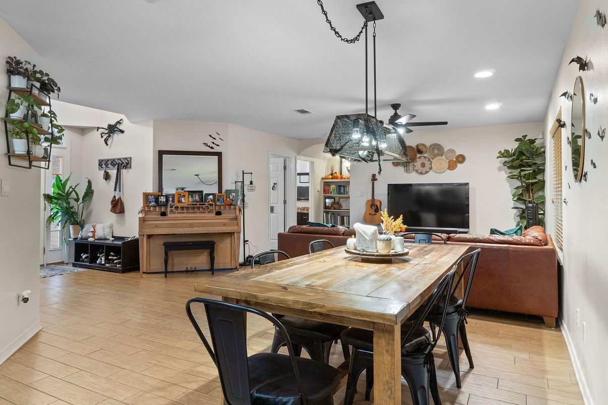 Dining room, Interior, Living room, Recessed Lighting, Wood Texture Flooring
